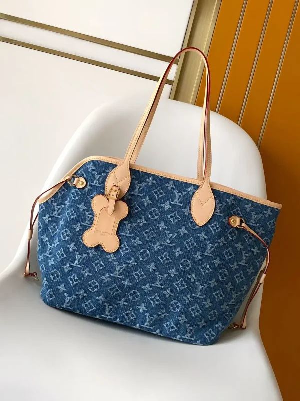 Louis Vuitton Monogram Denim Neverwoof Medium Pet Carrier Bag image 1