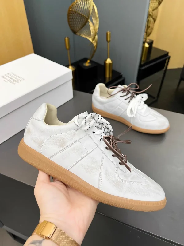 MM6 Maison Margiela Retro German Training Casual Sneakers image 1