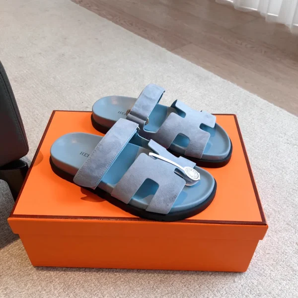 Hermès SS23 New Arrival Slippers image 1