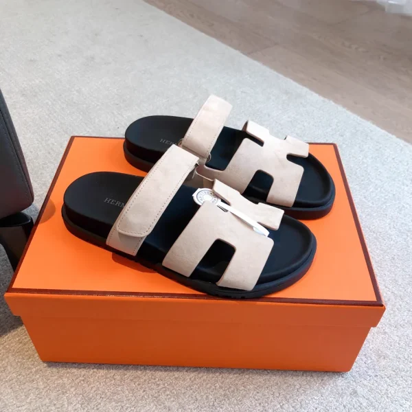 Hermes SS23 New Arrival Slippers image 1