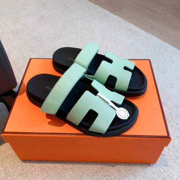 Hermes SS23 New Arrival Slides image 1