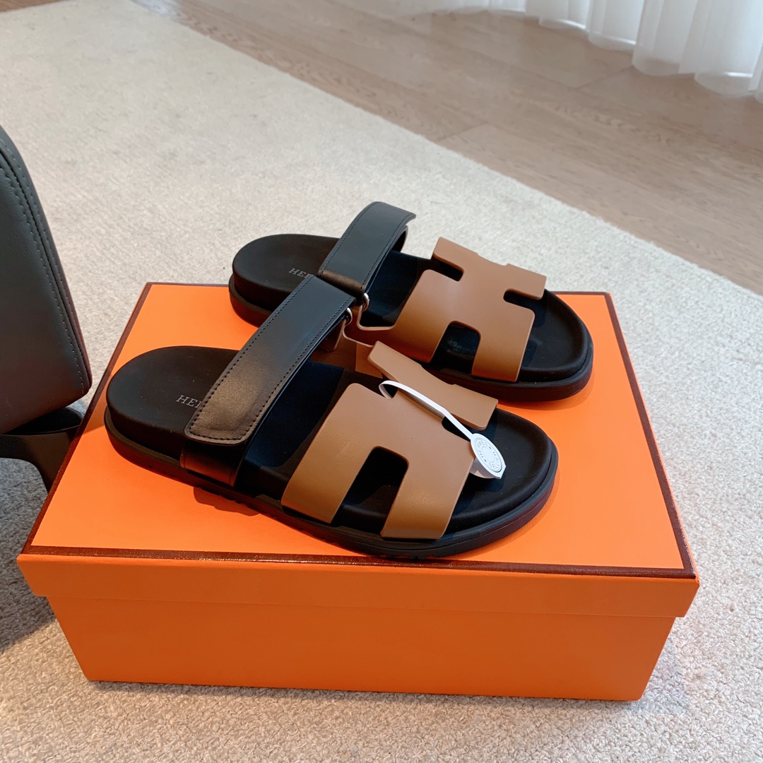 Hermès SS23 New Arrival Men's Slide Sandals image 1