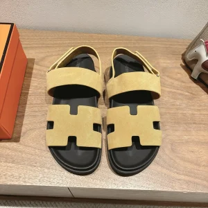 Unisex Beach Casual Sandals image 1