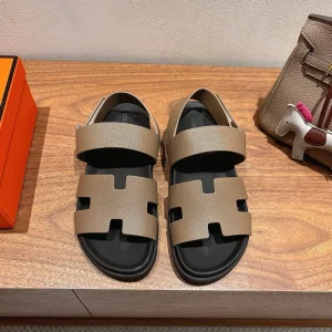 Hermes Unisex Beach Casual Slide Sandals image 1