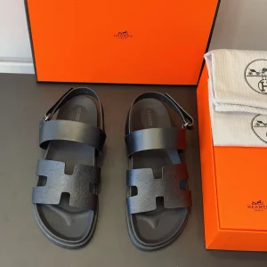 Herme Chypre Men's Leather Slide Sandals image 1