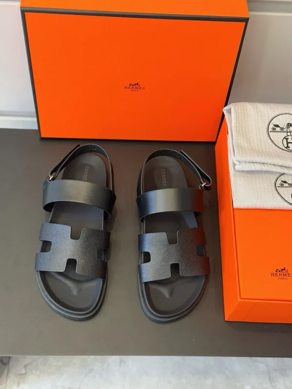 Herme Chypre Men's Leather Slide Sandals image 1