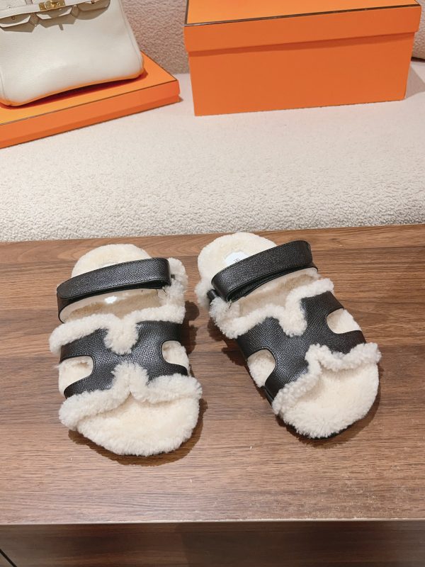 Hermès Classic Couple Style Autumn Winter Full Leather Wool Slippers image 1