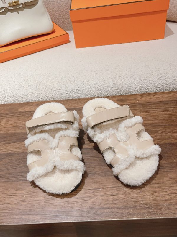 Hermès Classic Couple Style Autumn Winter Wool and Leather Slippers image 1