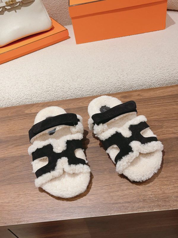 Hermès Classic Unisex Wool Shearling Slippers image 1