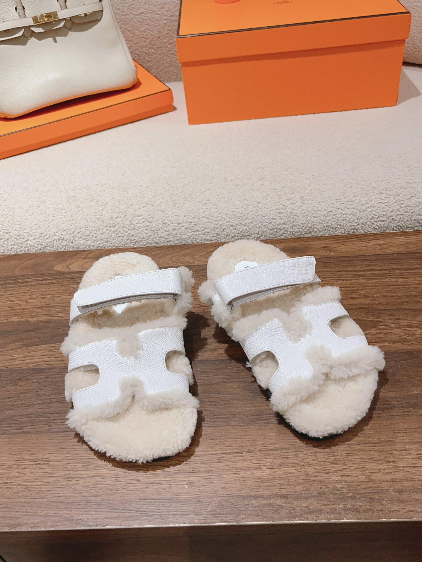 Hermès Classic Couple Style Autumn/Winter Genuine Leather and Wool Slides image 1