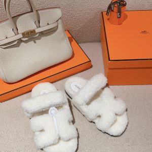 Hermès Classic Unisex Autumn/Winter Wool Leather Slippers image 1