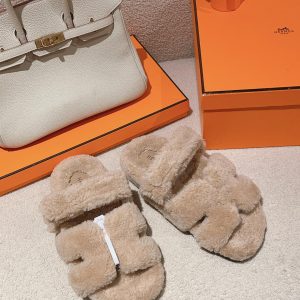 Hermès Classic Couple Style Autumn Winter Wool Slippers in Full Leather Sheepskin image 1