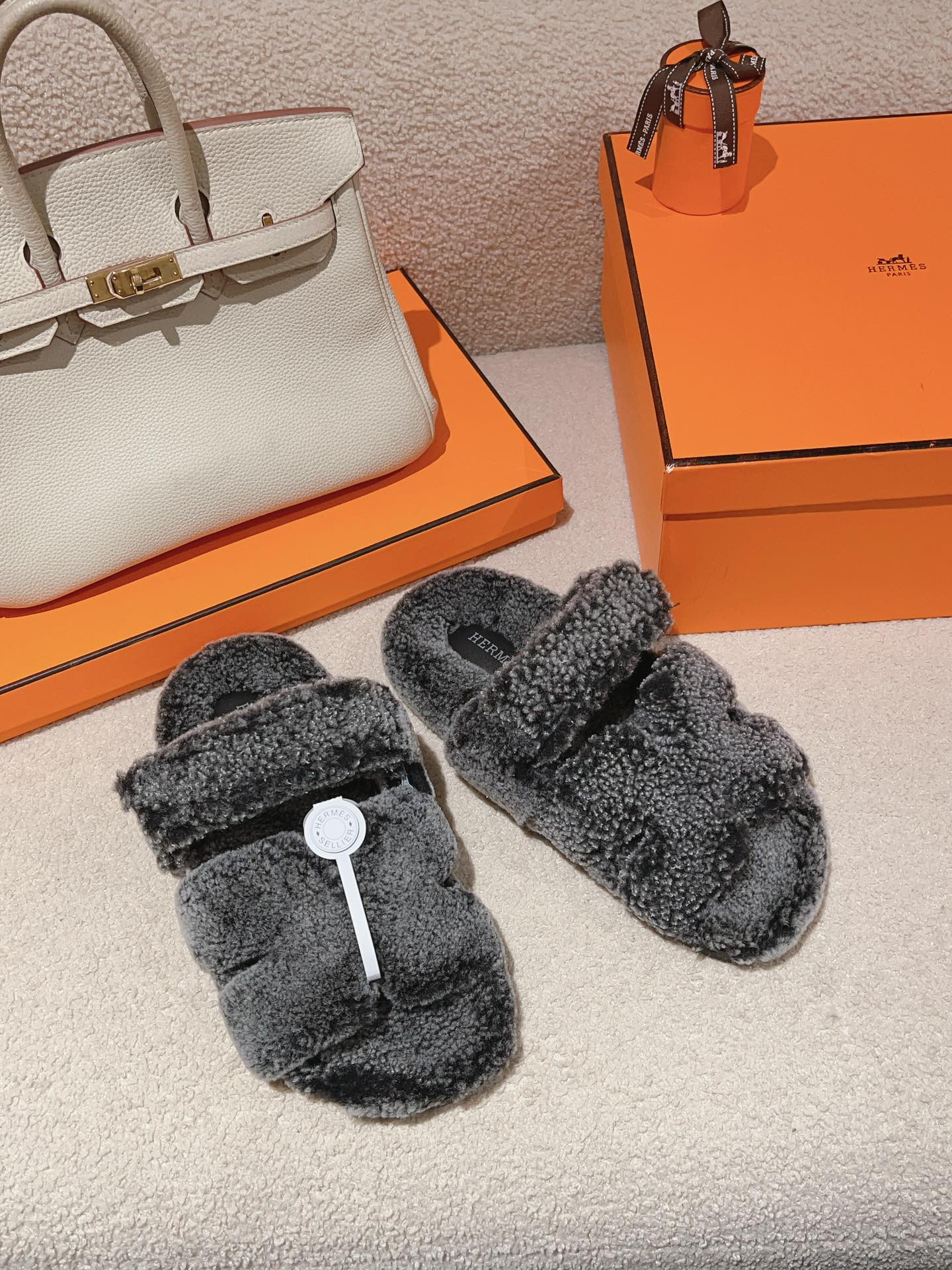 Hermès Classic Wool Slippers Unisex Autumn Winter image 1