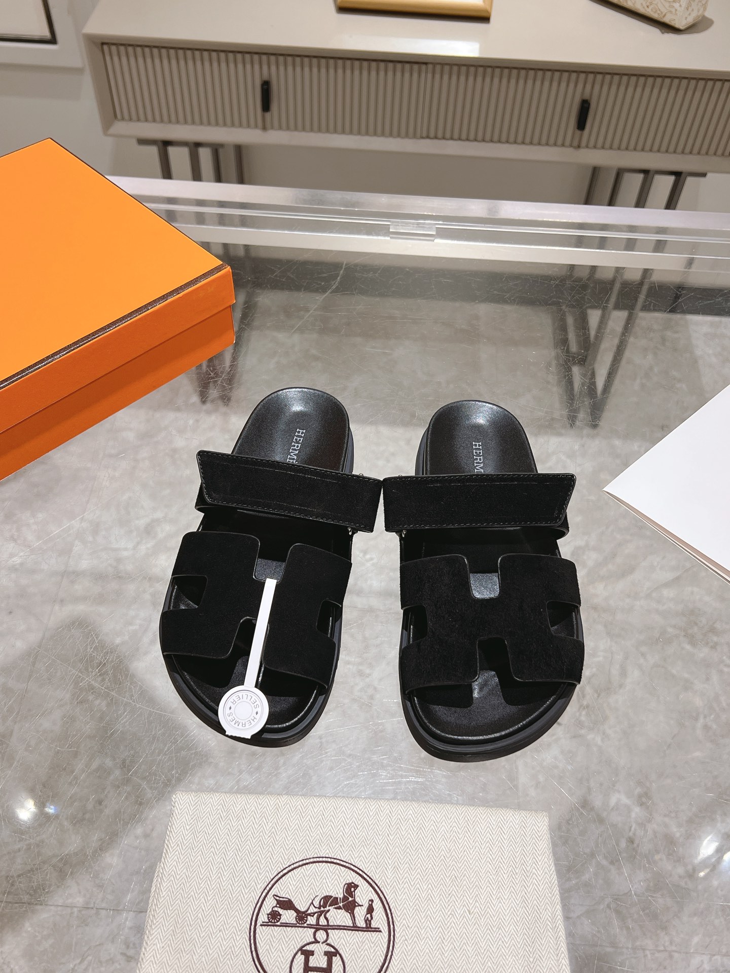 Solid Color Sheepskin Series Unisex Leather Sandals image 1