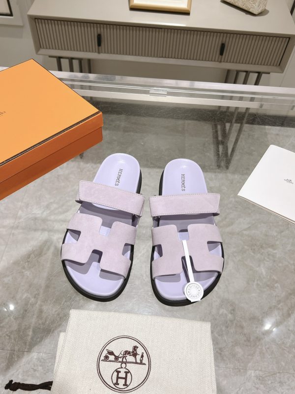 Solid-Color Sheepskin Leather Slide Sandals image 1