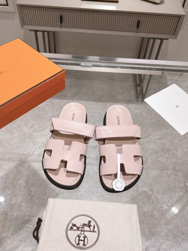 Herme* Ancone Solid Color Cowhide Leather Slide Sandals image 1