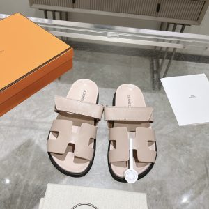 Unisex Herme* Ancone Solid Color Cowhide Leather Platform Slide Sandals image 1