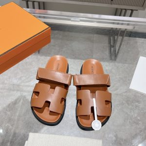 Herme* Ancone Unisex Solid Color Cowhide Leather Platform Slide Sandals image 1