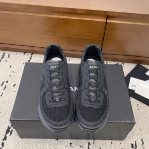 25ss Classic Casual Sneakers image 1