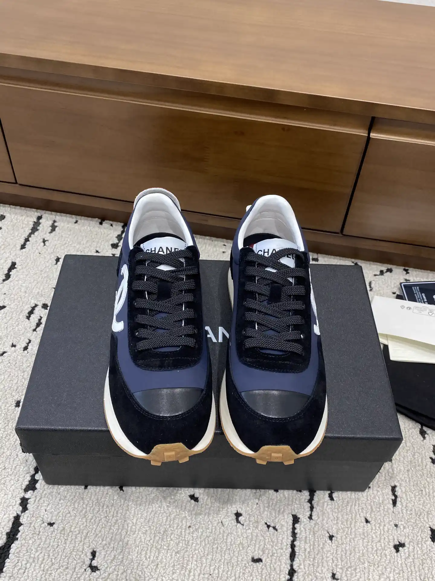 Women's Casual Running Sneakers image 1