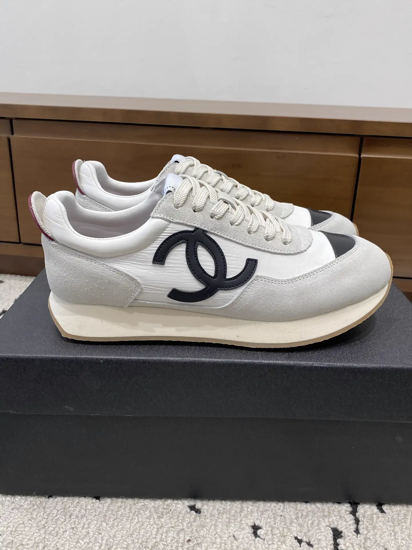 Women's Casual Running Sneakers with Black and White Colorway image 1