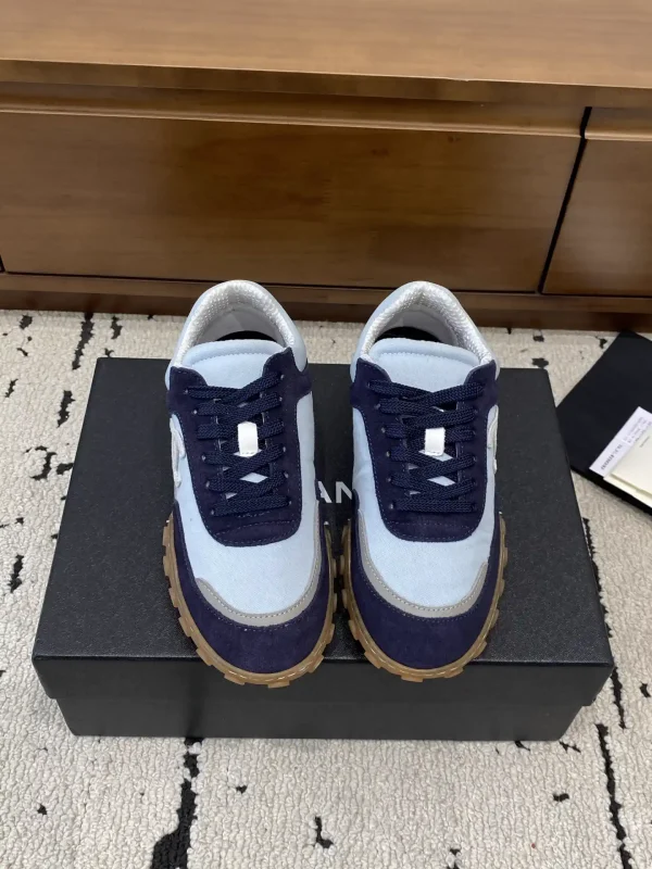 Thick Sole Casual Retro Training Sneakers image 1
