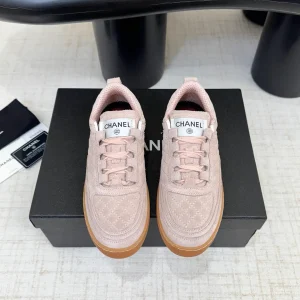 CHANEL 26s Early Spring Casual Sports Sneakers image 1