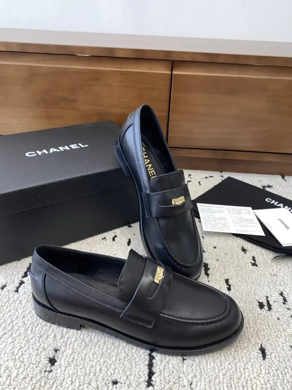 Black Leather Loafers with Gold Accent image 1