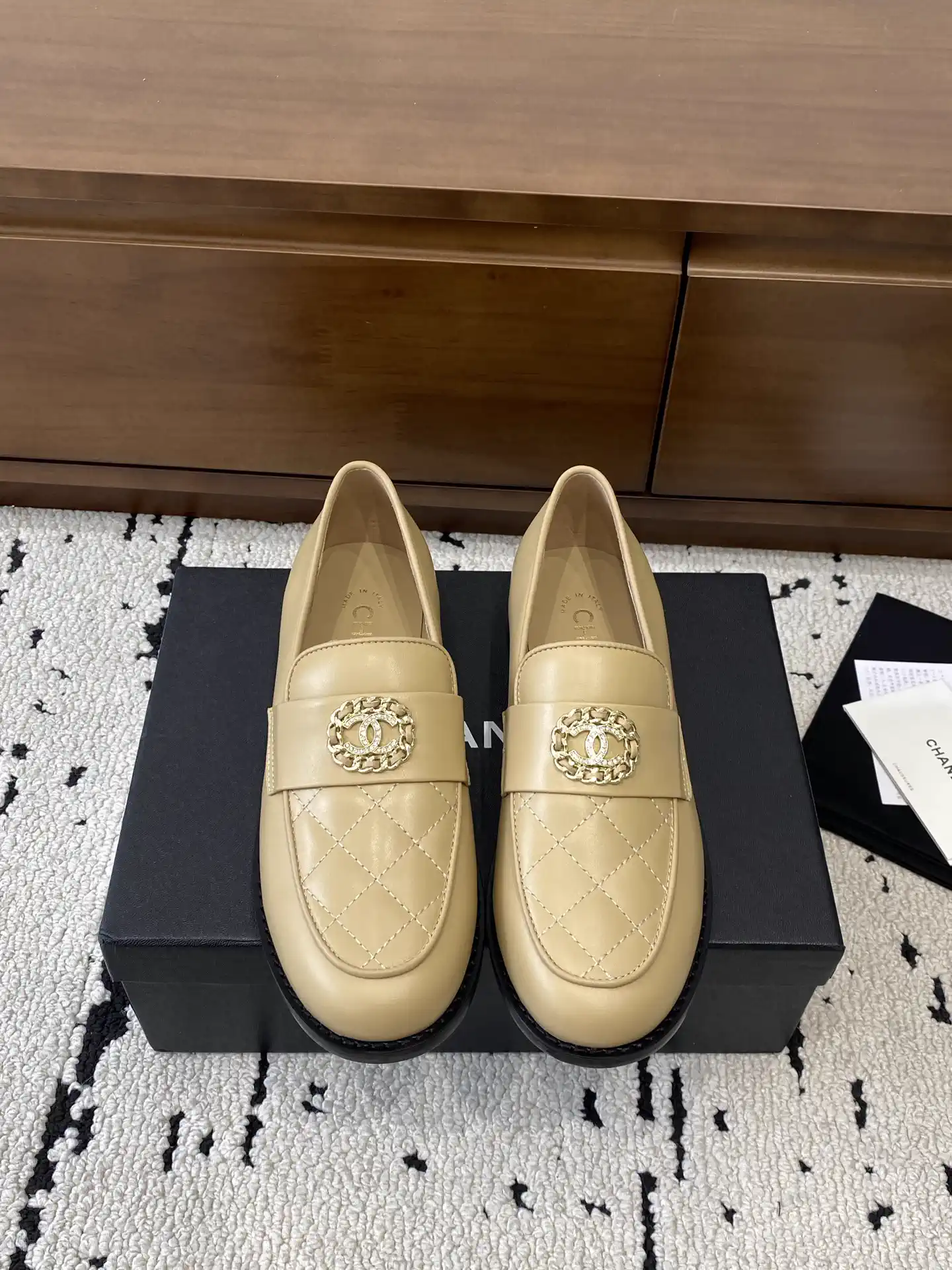 Quilted Leather Loafers with Decorative Emblem image 1