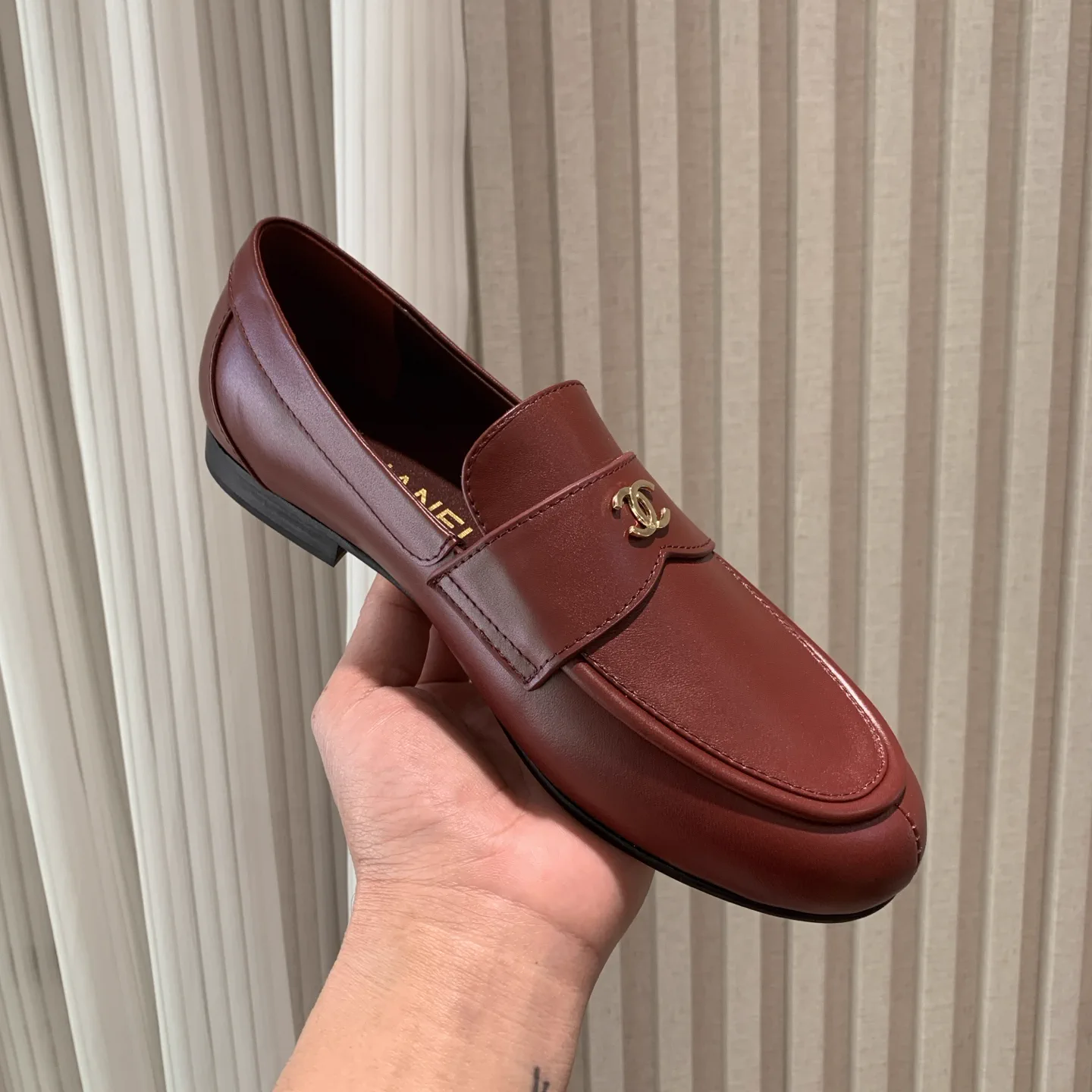 CHANEL 2025 Spring Summer Double C Rhinestone Buckle Loafers image 1