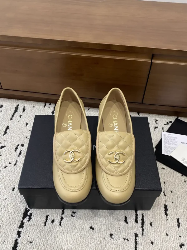 Quilted Leather Loafers with Gold-Tone Logo image 1