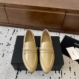 Chain Buckle Pointed Toe Low Heel Loafer Flats image 1