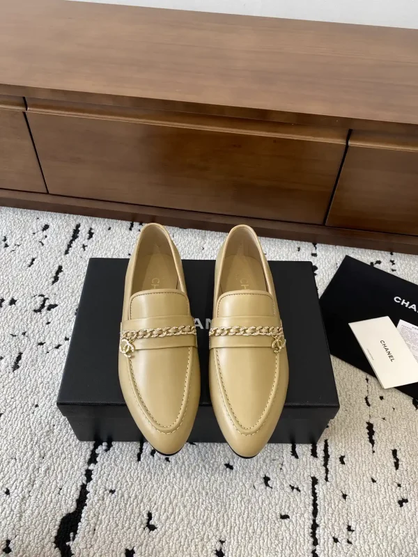 Chain Buckle Pointed Toe Low Heel Loafer Flats image 1