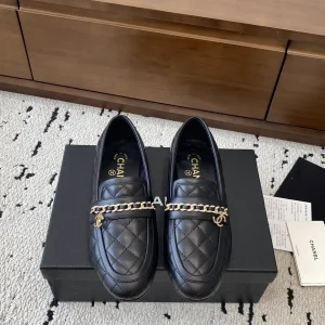 Quilted Chain Decor Low Heel Flat Loafers image 1