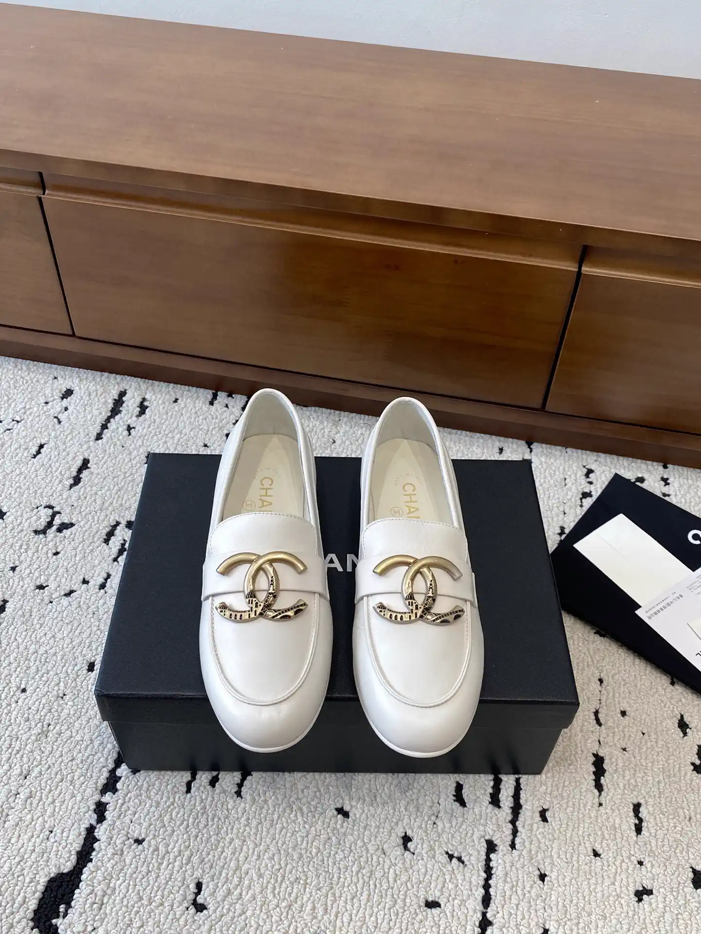 White Low Heel Rounded Pointed Toe Flat Loafers image 1