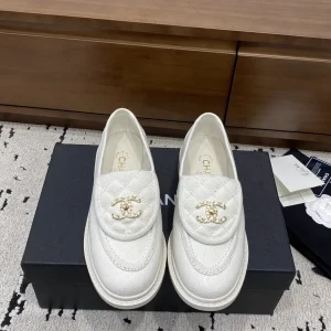 Quilted Loafer Shoes with CC Logo Buckle image 1