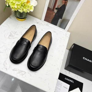 CHANEL 2023 Autumn Women's Leather Loafers image 1