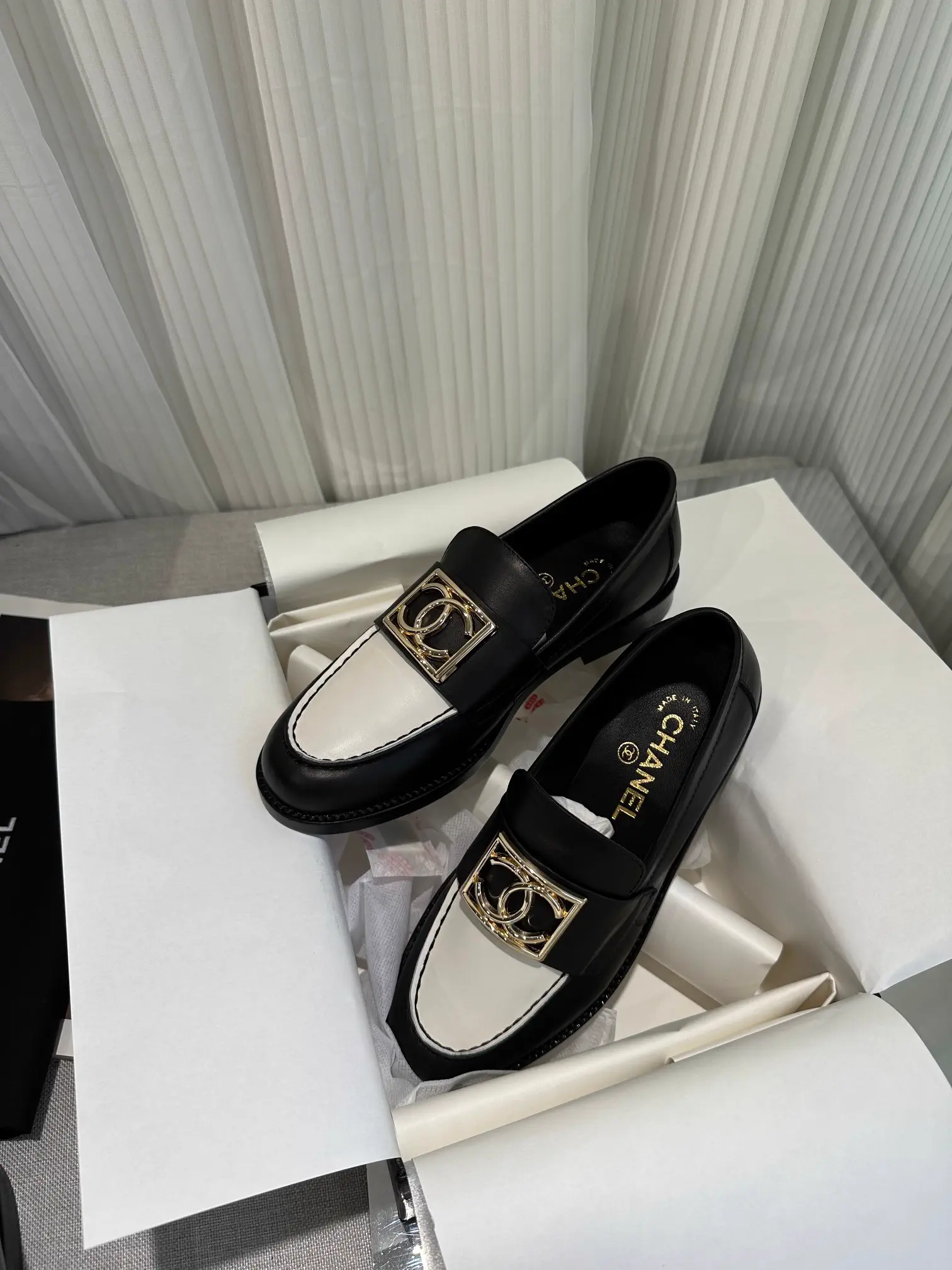 CHANEL 2023 Early Autumn Loafers image 1