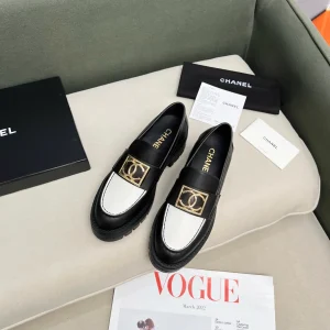 Women's Two-Tone Platform Loafers with Gold Buckle image 1
