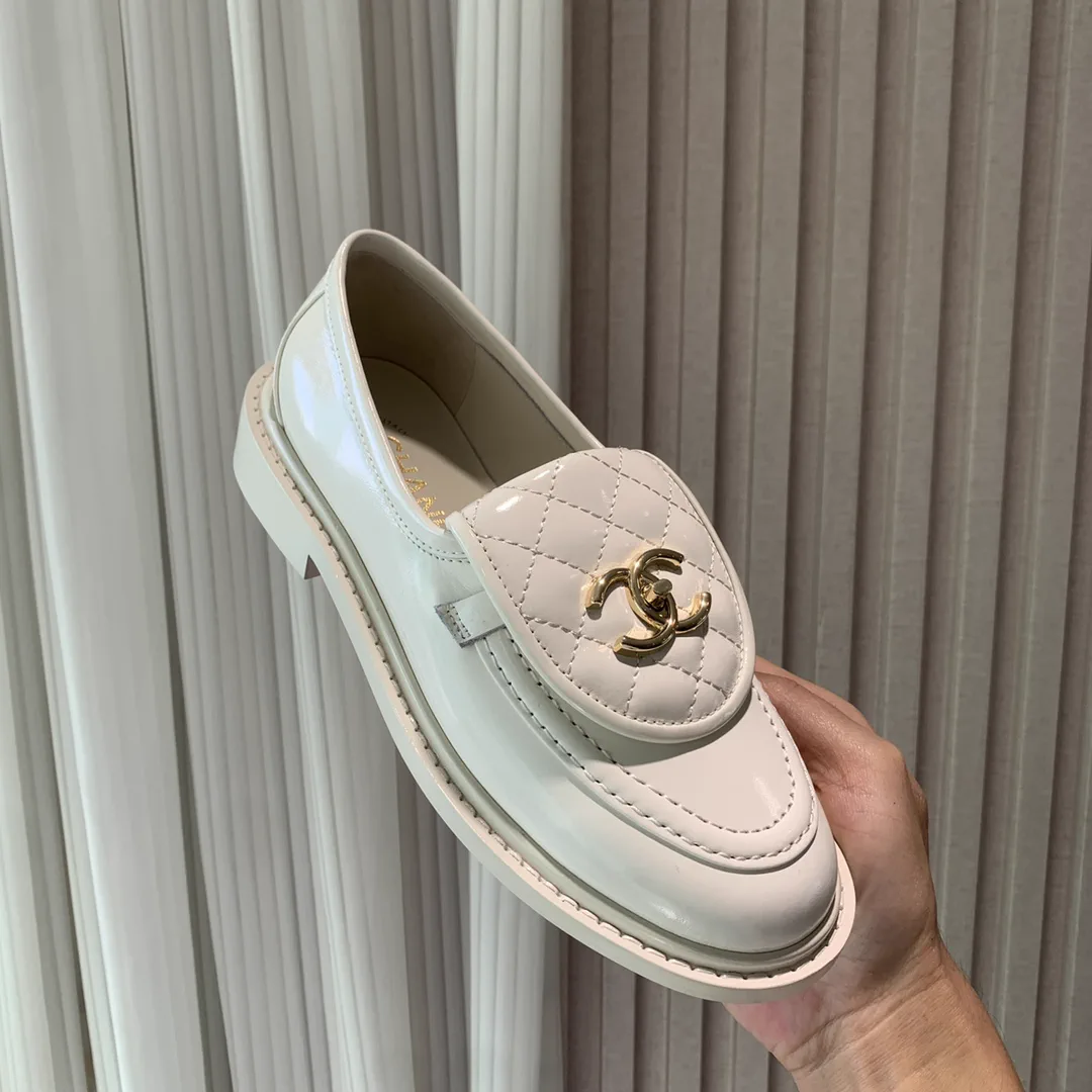 Quilted Patent Leather Loafers with Gold-Tone Buckle image 1