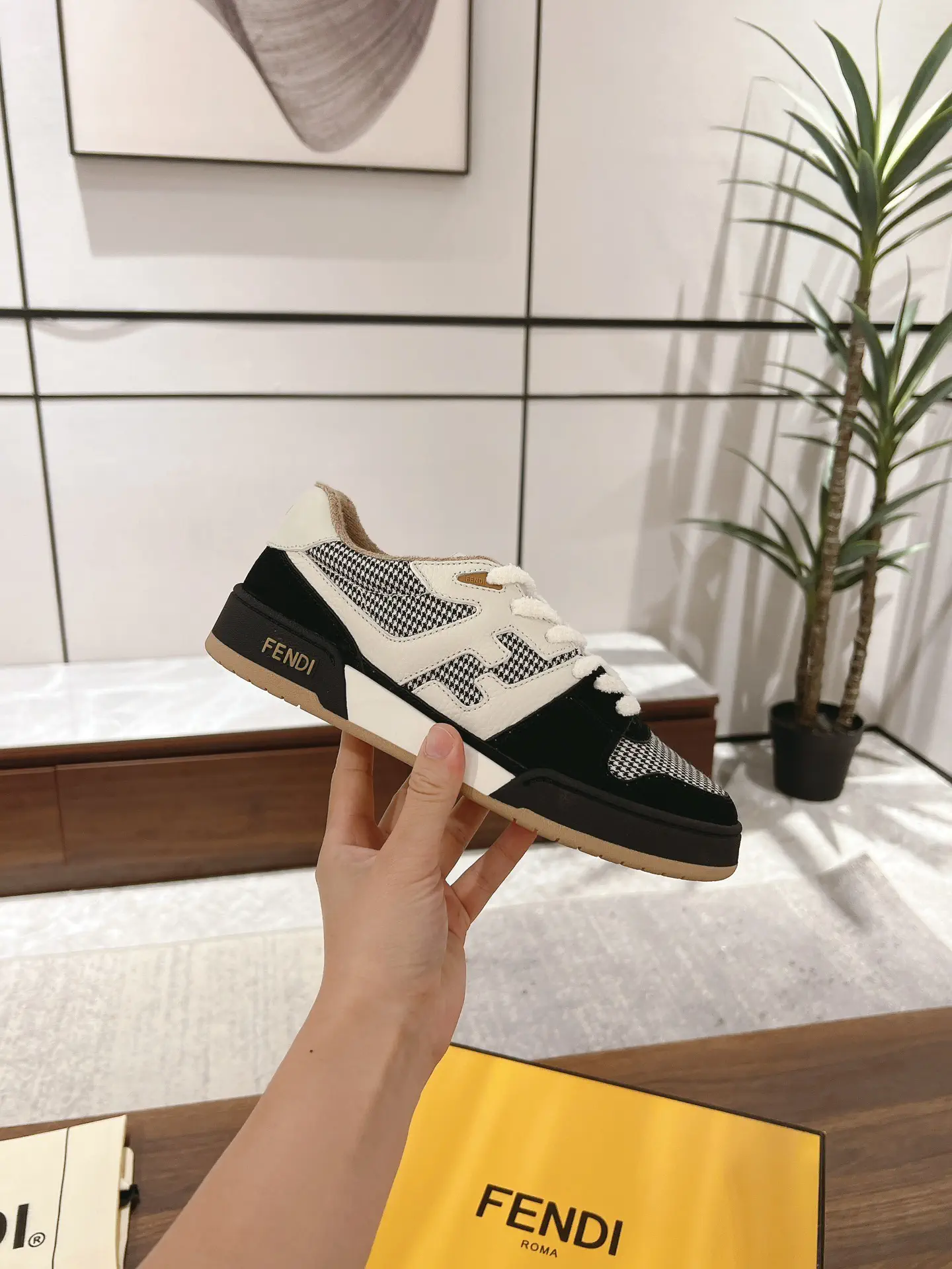 FENDI Match Casual Sneakers image 1