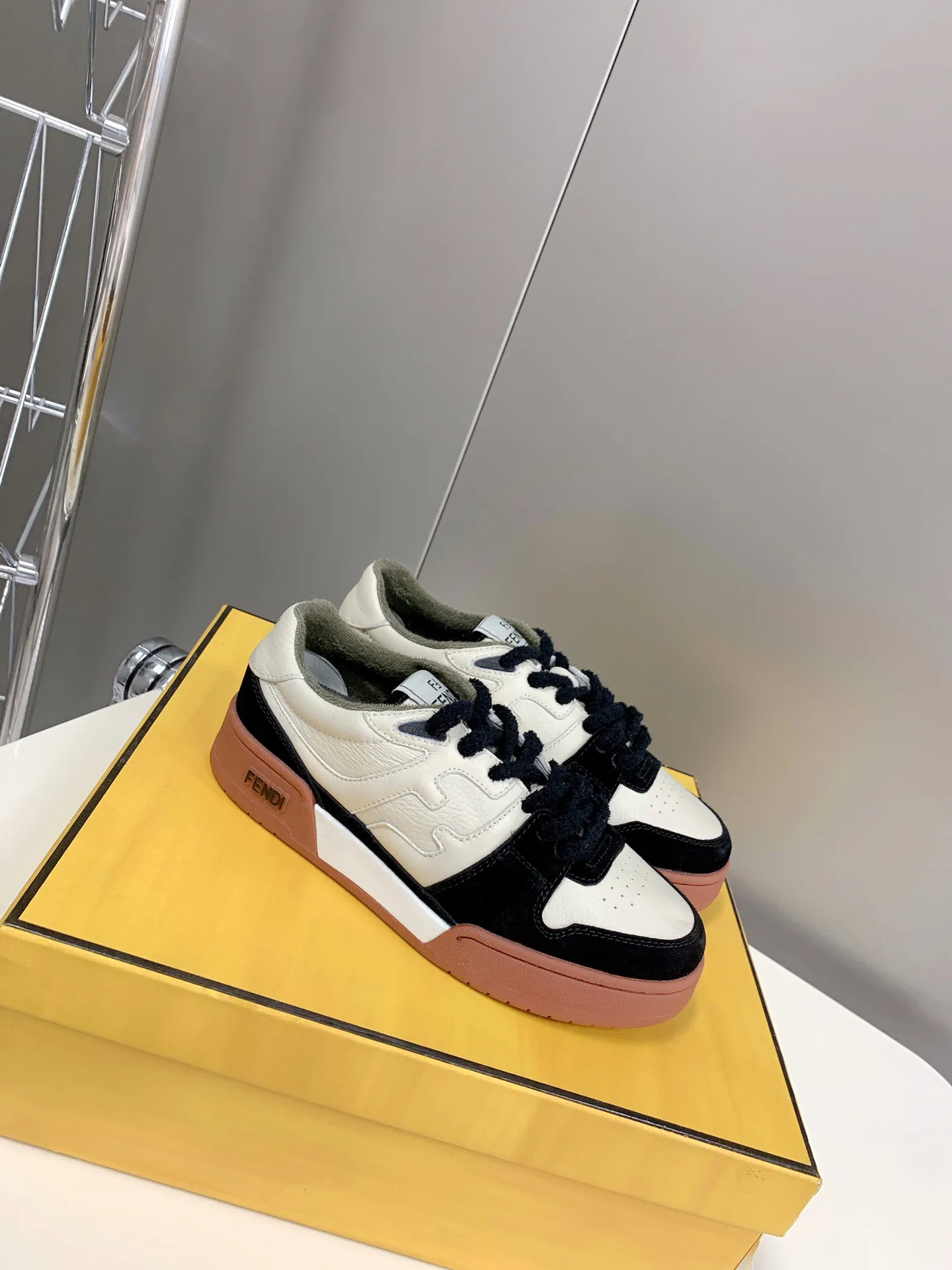 FENDI Match Casual Sneakers image 1