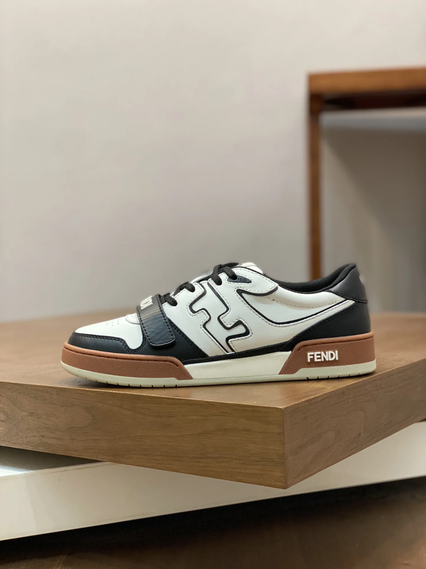 FENDI Match Velcro Low-Top Skate Shoes image 1