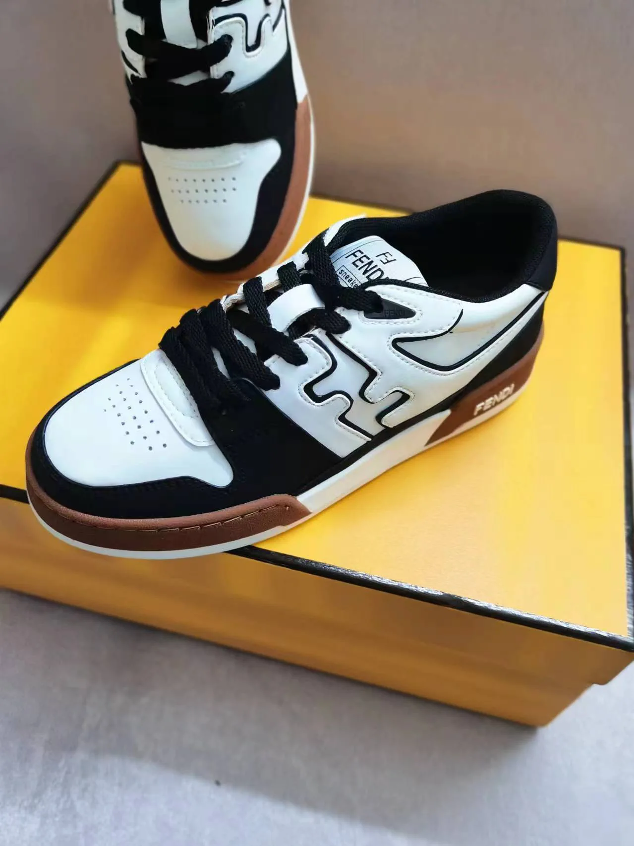 FENDI MATCH Suede Low-Top Casual Sneakers image 1