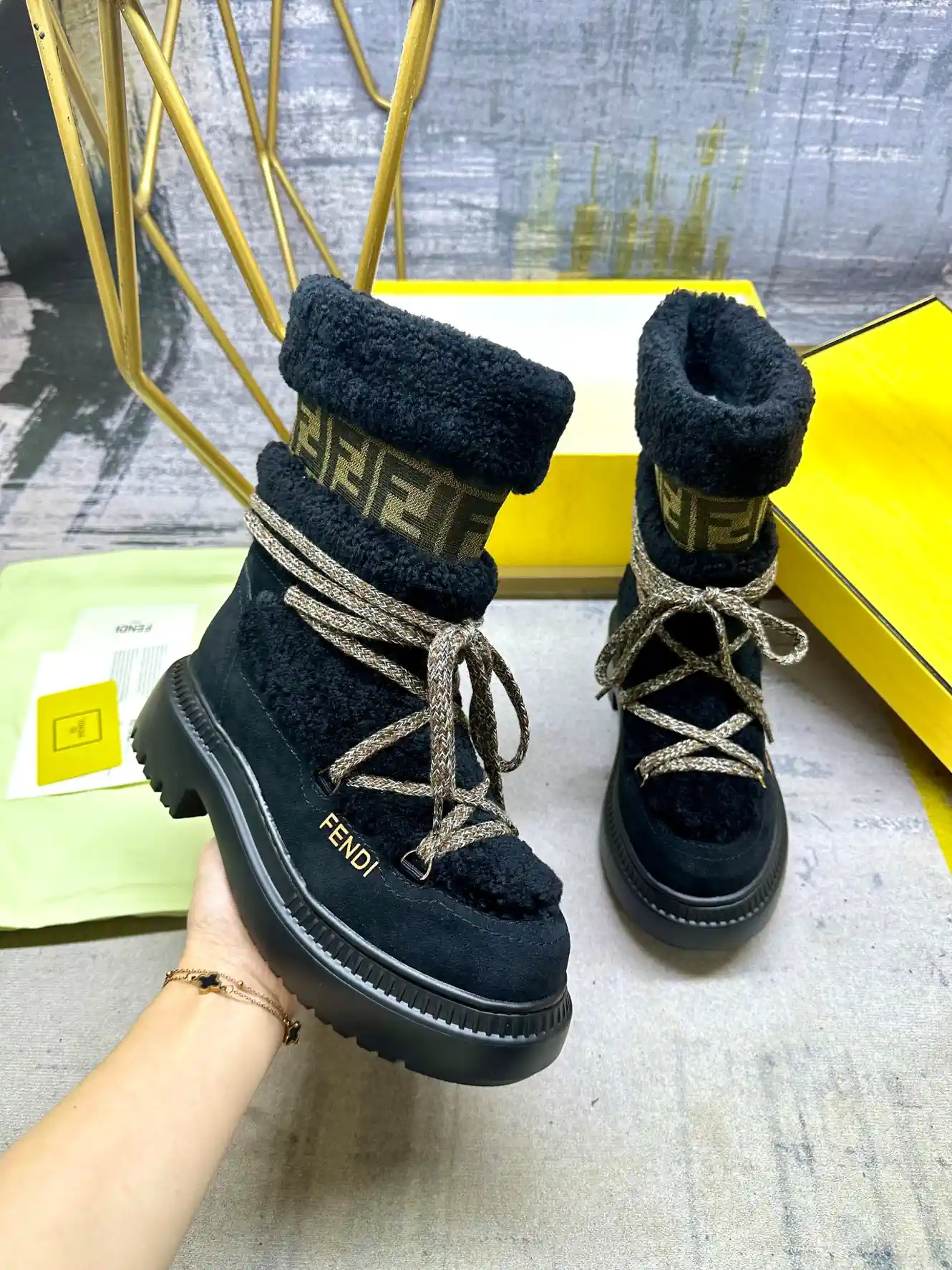 FENDI Round Toe Apres-Ski Boots image 1