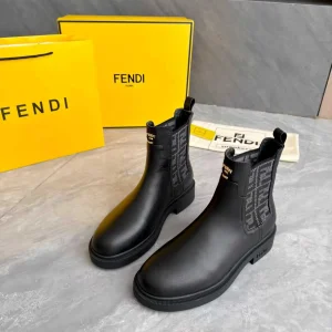 FENDI Platform Chelsea Boots image 1