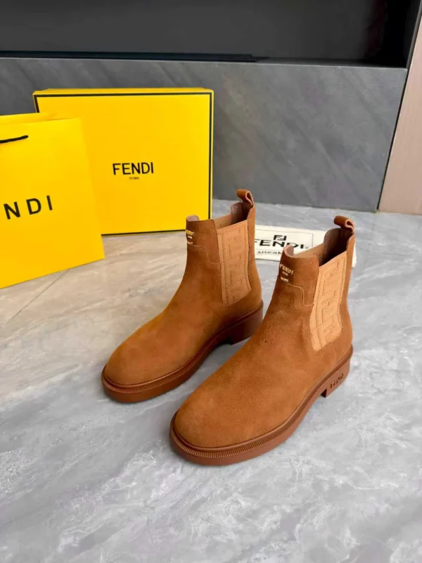 FENDI Platform Chelsea Boots image 1