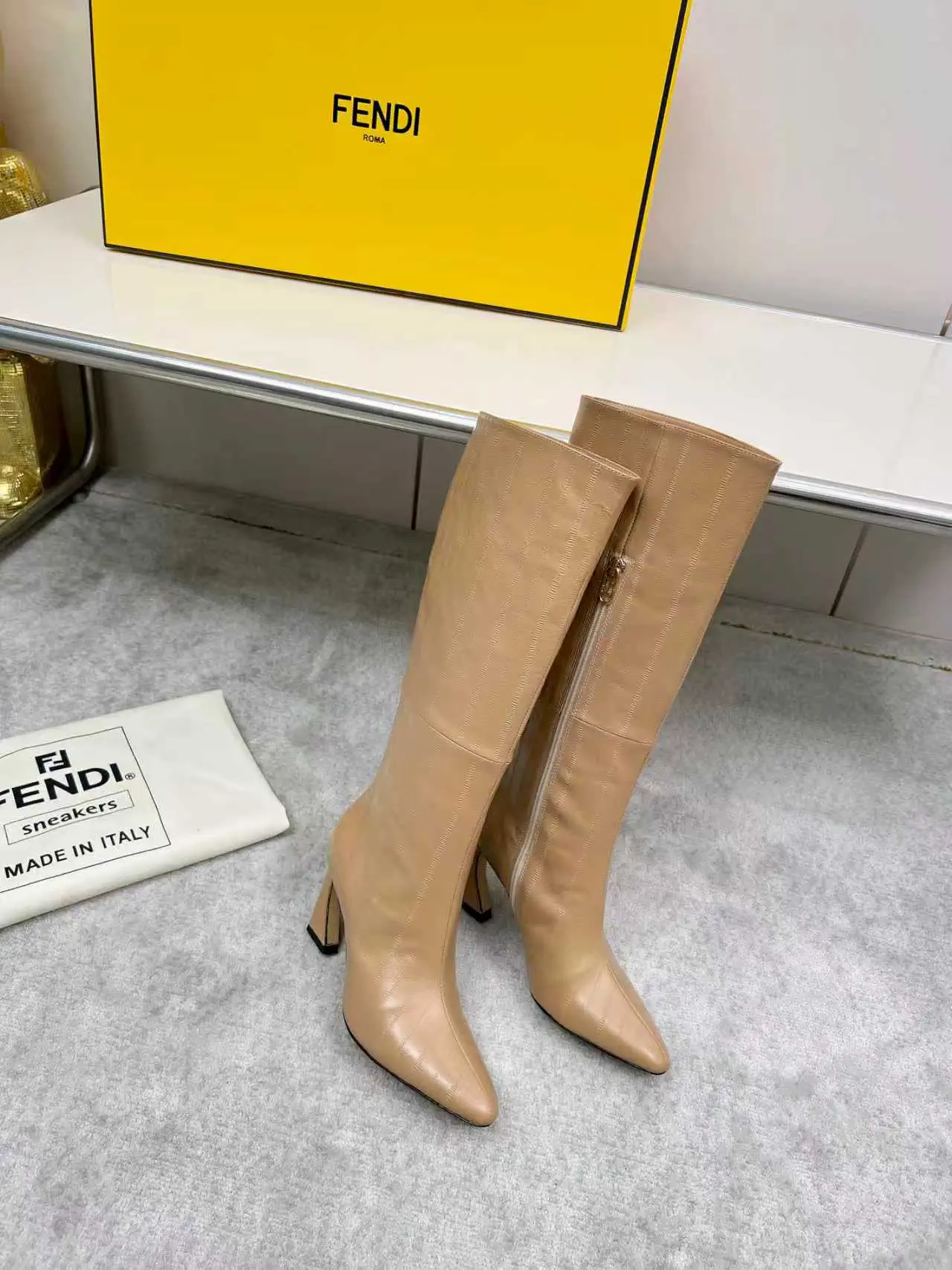 Women's Pointed Toe Knee High Heel Boots image 1