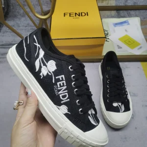 FENDI Domino Floral Embroidered Canvas Casual Sneakers image 1