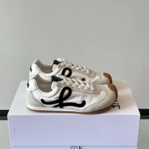 Color Block Casual Shoes image 1